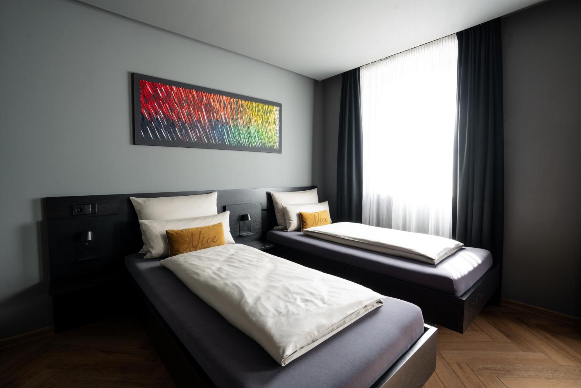 Hotel Nice Laupheim Exteriér fotografie